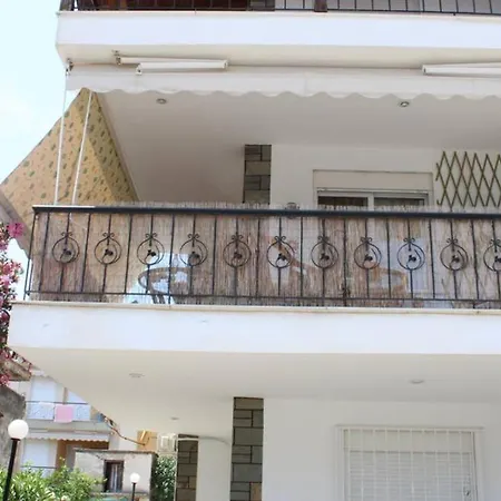 Holiday Apartment פלוגיטה מראה חיצוני תמונה