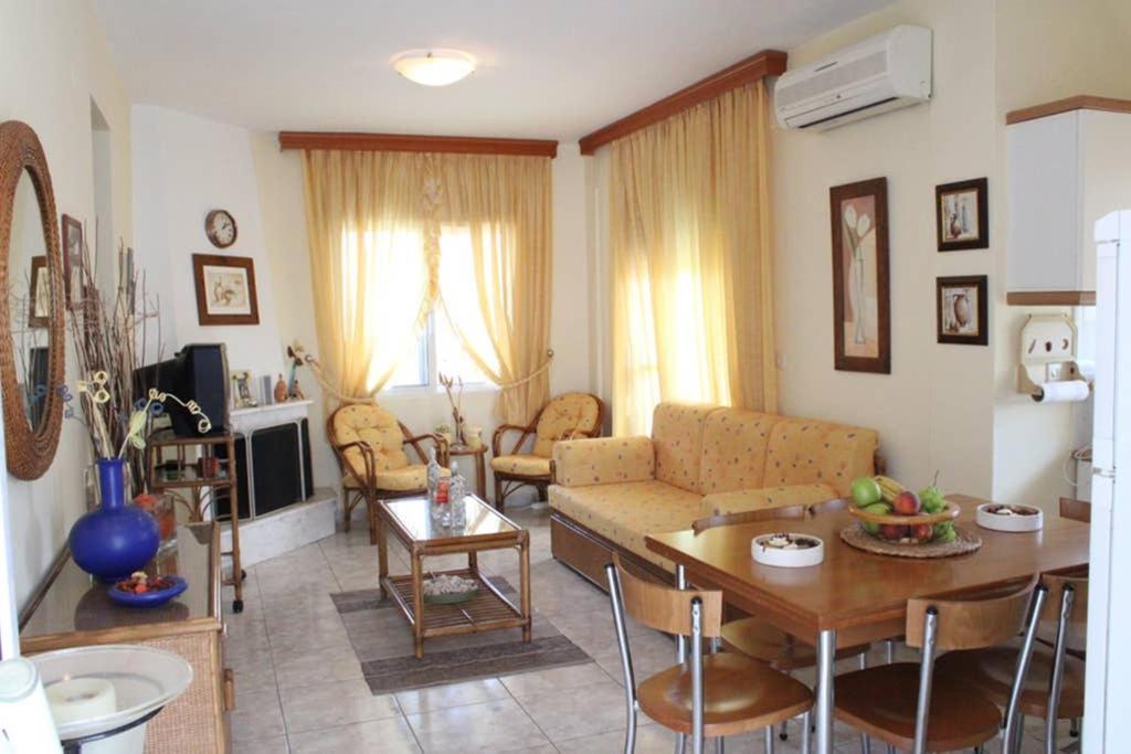 Holiday Apartment Flogita Apartment